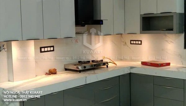 Lắp Đặt Hoàn Thiện Tủ Bếp Nhựa Cánh Acrylic Mr Tuấn Tại Bãi Cháy Quảng Ninh